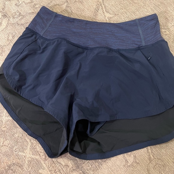 Outdoor Voices Hudson Shorts - Picture 3 of 5